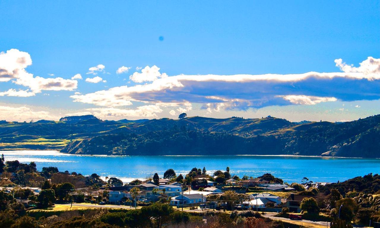 The Beach House On The Hill Raglan Exterior photo